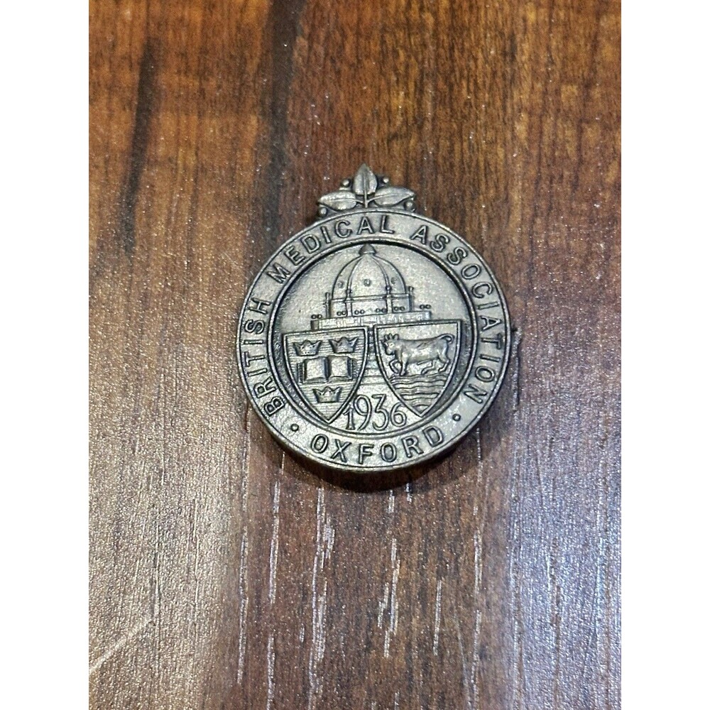 Rare 1936 British Medical Association Oxford Metal F&S Pin Badge